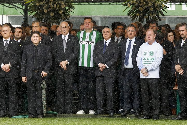 Les officiels, dont le président brésilien Michel Temer, étaient présents dans les tribunes pour l'hommage à l'équipe de footbal de Chapeco, le 3 décembre 2006.&nbsp; (PAULO LISBOA / BRAZIL PHOTO PRESS)