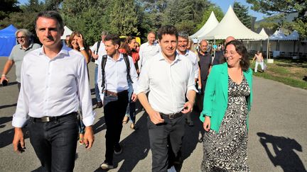 Les écologistes Eric Piolle, Julien Bayou et Cyrielle Châtelain lors des Journées d'été EELV à Saint-Martin d'Hères, près de Grenoble (Isère), le 25 août 2022 (JEAN BENOIT VIGNY / MAXPPP)