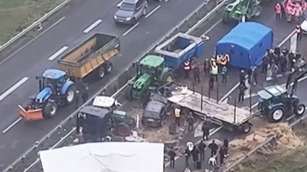 Colère des agriculteurs : une femme tuée dans un accident dans l'Ariège (France 2)