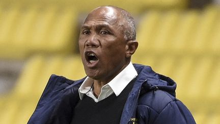 Antoine Kombouaré au stade de la Beaujoire à Nantes. (SEBASTIEN SALOM-GOMIS / AFP)