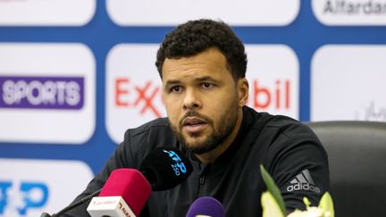 Le joueur de tennis Jo-Wilfried Tsonga, le 6 janvier 2020. (MUSTAFA ABUMUNES / AFP)