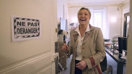 Marine Le Pen à son QG parisien (JOEL SAGET / AFP)