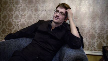 Edward Snowden lors d'une interview accordé au quotidien suédois "Dagens Nyheter", à Moscou (Russie), le 21 octobre 2015. (LOTTA HARDELIN / DAGENS NYHETER / AFP)