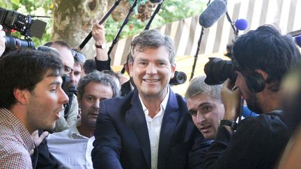 Arnaud Montebourg arrive à la Fête de la rose de Frangy-en-Bresse (Saône-et-Loire), le 21 août 2016. (JC TARDIVON / SIPA)