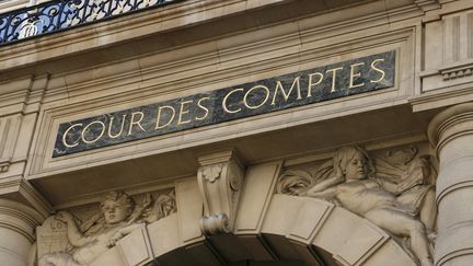 Le fronton de la Cour des comptes à Paris (illustration). (CATHERINE GRAIN / RADIO FRANCE)