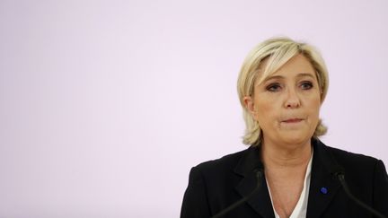 Marine Le Pen lors d'une conférence de presse&nbsp;à Paris, le 10 avril 2017. (BENJAMIN CREMEL / AFP)