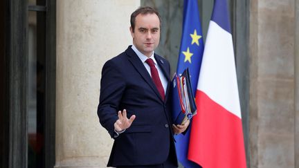 Sébastien Lecornu au palais de l'Élysée, le 8 novembre 2023. (LUDOVIC MARIN / AFP)