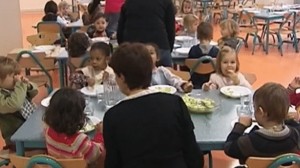 Toulouse : la fin de la cantine gratuite provoque la polémique