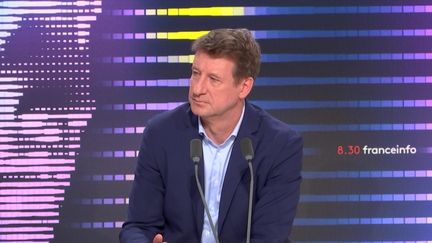 Yannick Jadot, eurodéputé EELV, était&nbsp;lundi 7 novembre l'invité du 8h30 franceinfo.&nbsp; (FRANCEINFO / RADIOFRANCE)