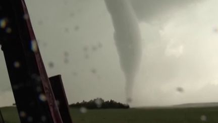 États-Unis : les chasseurs de tornades, les aventuriers de l'extrême (France 2)