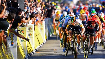 Comme à Sisteron, un sprint est attendu et Sam Bennett sera revanchard. (STUART FRANKLIN / AFP)