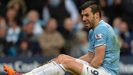 Le buteur de Manchester City Alvaro Negredo ne reviendra pas sur les terrains avant trois mois