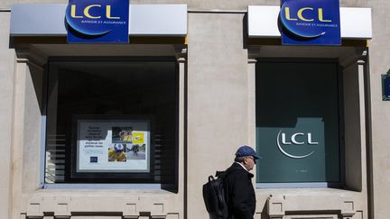 Une agence de la banque LCL à Paris. Le 9 juillet 2019 (ALEXIS SCIARD / MAXPPP)