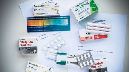 APPEL A TEMOIGNAGES. Vous êtes sujet à une addiction aux médicaments antidouleur ? Racontez-nous