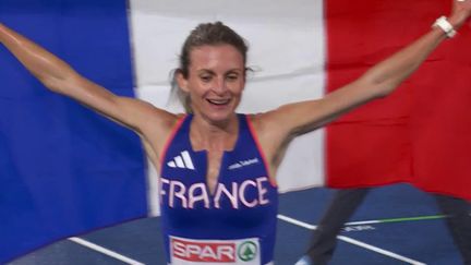 Nouveau titre pour l'équipe de France !  Pour la première fois dans l'histoire de l'athlétisme français, un tricolore obtient une médaille au 3 000 m steeple dans un championnat majeur.  Et c'est la meilleure, la médaille d'or, pour Alice Finot qui a parfaitement géré son dernier tour pour s'imposer facilement.  Aude Clavier a pris la 15ème place de cette finale.