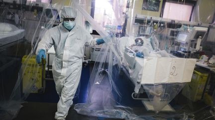 Covid-19 : l'épidémie progresse en France