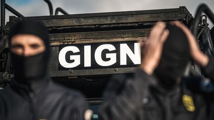 Incivilités : des élus locaux formés par des négociateurs du GIGN