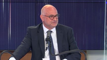 Le&nbsp;secrétaire d'État en charge des retraites&nbsp;était l'invité du "8h30 franceinfo",&nbsp;dimanche 13 juin 2021. (FRANCEINFO / RADIOFRANCE)