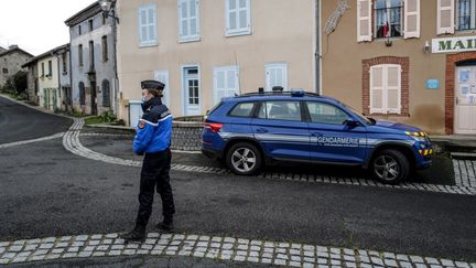 Puy-de-Dôme : trois policiers tués au cours d’une intervention