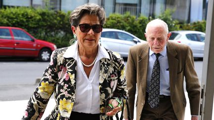 Viviane et Pierre Lambert, les parents de Vincent Lambert, à la cour d'appel de Reims (Marne), le 9 juin 2016. (FRANCOIS NASCIMBENI / AFP)