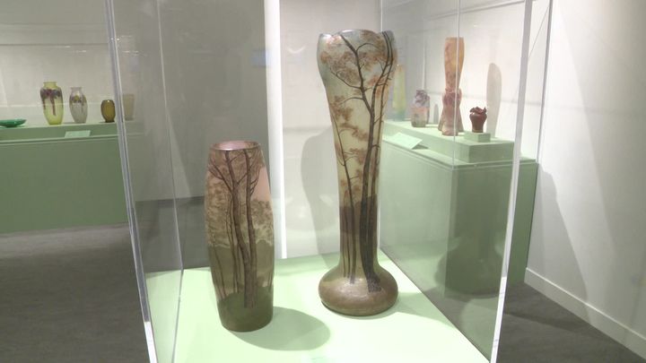 Vases à décor émaillé (France 3 Normandie)