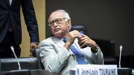 Jean-Louis Touraine, le rapporteur du projet de loi bioéthique lors de l'audition de plusieurs ministres&nbsp;par la commission speciale chargée d'examiner ce projet de loi, le 9 septembre 2019. (ALEXIS SCIARD / MAXPPP)