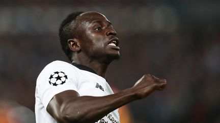 La footballeur Sadio Mané du club de Liverpool lors du match AS Roma contre Liverpool dans le cadre de la Champions League de l'UEFA, le 2 mai 2018. (ISABELLA BONOTTO / AFP)