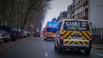 Un véhicule du Samu, le 23 décembre 2018. (GUILLAUME SOUVANT / AFP)