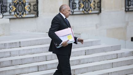 L'ex-ministre de l'Intérieur Gérard Collomb, quittant l'Elysée, à Paris, le 24 septembre 2018. (LEWIS JOLY/SIPA / LEWIS JOLY)