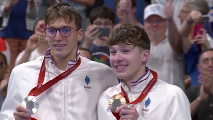 Alex et Kylian Portal, 22 et 17 ans, sont montés ensemble sur le podium du 400 mètres nage libre en para natation, samedi 31 août. Une émotion indescriptible pour les deux frères.