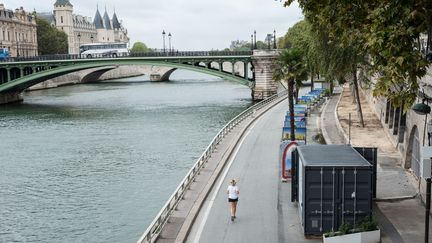 La piétonnisation des berges sur la rive droite au cœur de Paris, le 17 septembre 2016. (MAXPPP)