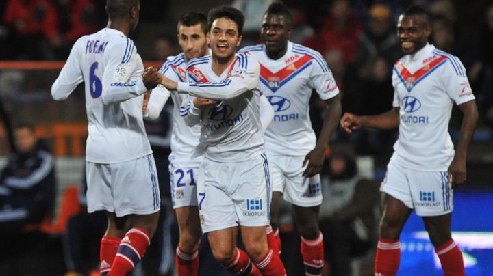 Le Lyonnais Cl&eacute;ment Grenier avait ouvert le score &agrave; Lorient, bien servi par&nbsp;une superbe roulette sign&eacute;e Yoann Gourcuff. (FRANK PERRY / AFP)