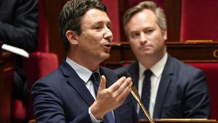 Le porte-parole du gouvernement, Benjamin Griveaux, lors d'une session de questions au gouvernement à l'Assemblée nationale, le 12 mars 2019. (LIONEL BONAVENTURE / AFP)