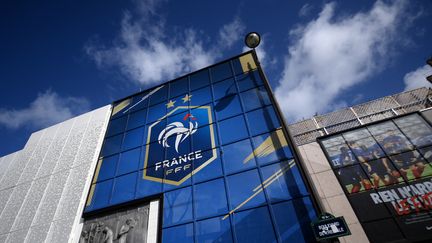 Le siège de la Fédération Française de Football (FFF) photographié en mars 2021, au 87 boulevard de Grenelle, à Paris. (FRANCK FIFE / AFP)