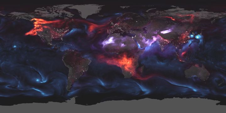 Une photo satellite de la Nasa montre les aérosols, des fines particules en suspension dans l'atmosphère, sur la journée du 23 août 2018. (NASA / Joshua Stevens / Adam Voiland)