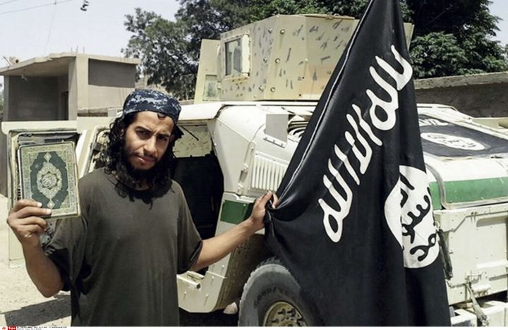 Le "cerveau" présumé des attentats de Paris, Abdelhamid Abaaoud (photo non datée).
 (AP / SIPA)