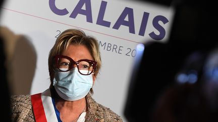 La maire LR de Calais, Natacha Bouchart, soutient Emmanuel Macron à l'élection présidentielle pour éviter une "rupture" dans la gestion de l'immigration