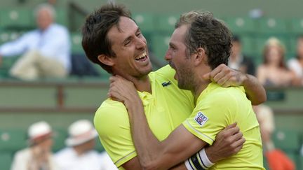 Julien Benneteau et Edouard Roger-Vasselin ont remporté le double messieurs à Roland Garros! 