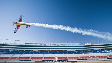 Une démonstration de voltige aérienne de ces pilotes hors normes à Las Vegas.
 (RED BULL AIR RACE)