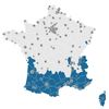 Carte des centres commerciaux dont la surface dépasse les 20 000&nbsp;mètres carrés, au 8 août 2021. (FRANCEINFO)