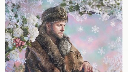 La pochette de "Chansons Hivernales" et Pierre Lapointe en trapeur, par le duo Pierre et Gilles. (Pierre et Gilles)