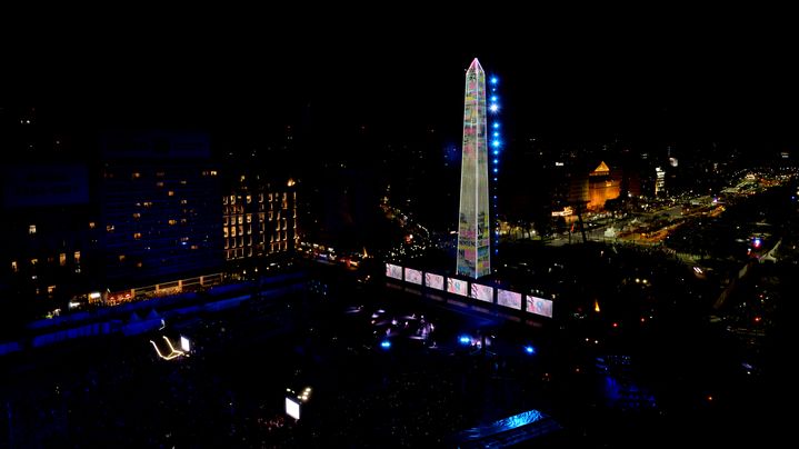 L'obélisque de Buenos Aires, lors de la cérémonie d'ouverture des Jeux olympiques de la jeunesse, le 6 octobre 2018. (© PABLO ELIAS / CIO / BUENOS AIRES 2018)