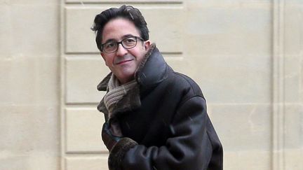 Aquilino Morelle, le 26 f&eacute;vrier 2013, dans la cour de l'Elys&eacute;e (Paris). (JACQUES DEMARTHON / AFP)