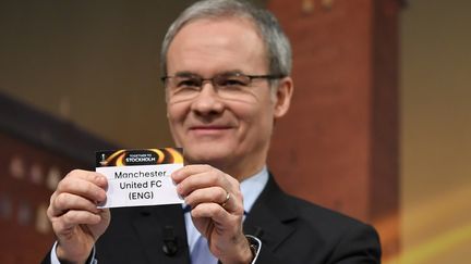 Le secrétaire général de l'UEFA, Giorgio Marchetti, a eu la main lourde pour l'AS Saint-Étienne, le 12 décembre 2016 à Nyon (Suisse). (FABRICE COFFRINI / AFP)