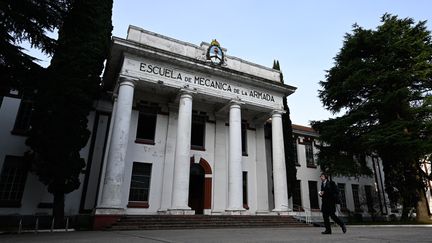 Façade de l'École de mécanique de la Marine (ESMA), aujourd'hui musée de la mémoire de l'Argentine. (AFP / LUIS ROBAYO)