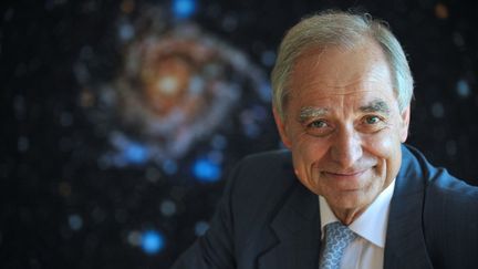 L'astrophysicien André Brahic à Saclay (Essonne), le 19 mai 2009. (ERIC FEFERBERG / AFP)