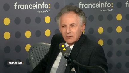 François Zimeray sur franceinfo le 8 avril. (RADIO FRANCE)