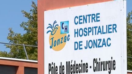 Chirurgien de Jonzac : les parents d'une fillette témoignent