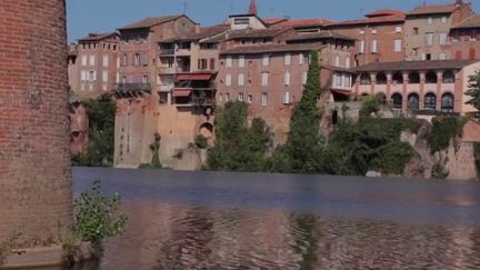 Canicule : à Albi, habitants et touristes adaptent leur quotidien en fonction de la chaleur