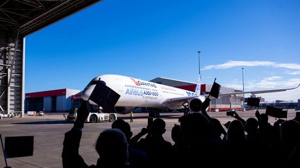 Un Airbus A350 à l'aéroport de Sydney (Australie) (WENDELL TEODORO / AFP)